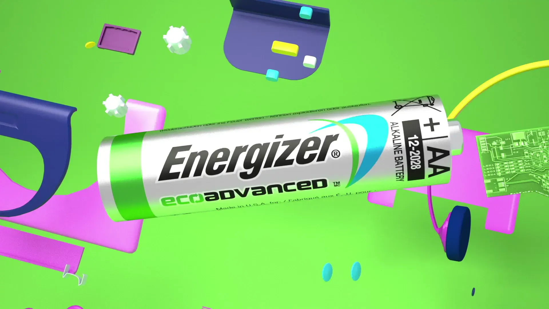 Fotograma del vídeo: primer plano de la pila Energizer EcoAdvanced sobre fondo verde